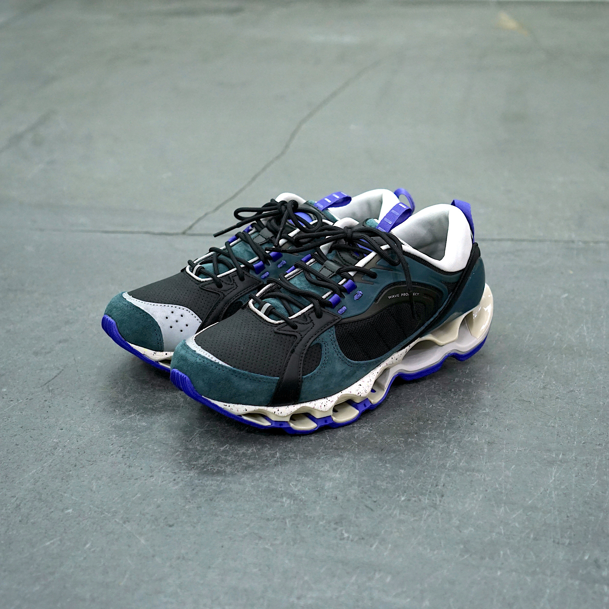 Mizuno WAVE PROPHECY β2 Graphpaper 27.5 WAVE PROPHECY β2 Graphpaper – Arthur Fashion World